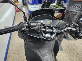 Honda PCX 125cc Negra