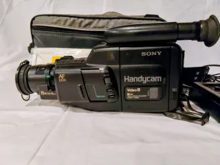 Sony Handycam Video 8 CCD-F380E