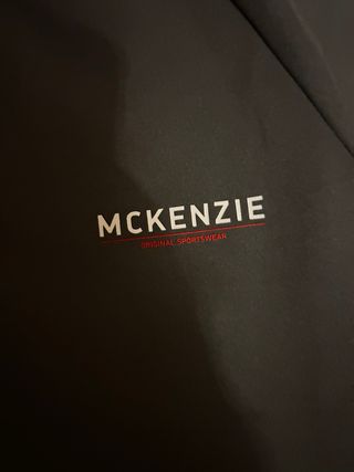 Camiseta McKenzie gris Deportiva