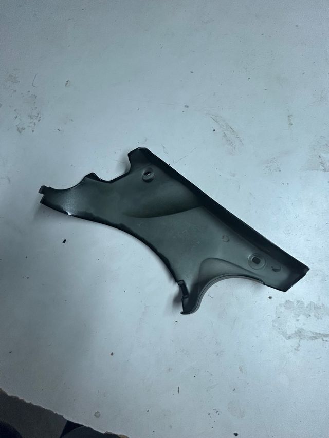 Embellecedor Izq Hyosung GV250 Aquila