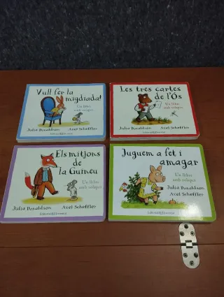 4 LIBROS INFANTILES !!