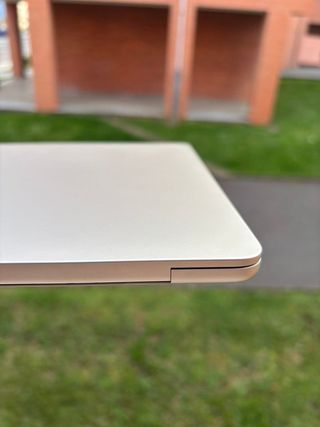 MacBook Air M2 - 96% di salute batteria