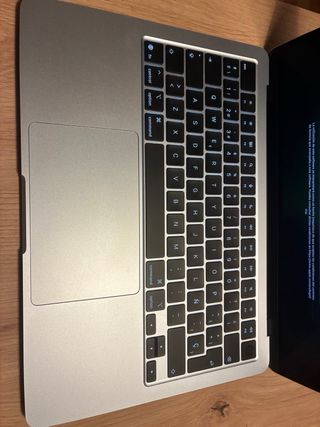 MacBook Air 13,6 M4 16GB RAM 256GB in Garanzia