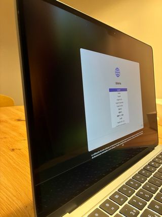 MacBook Air 13,6 M4 16GB RAM 256GB in Garanzia