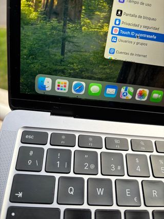 MacBook 2020 con chip Apple M1 in vendita