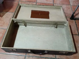 Maleta antigua de viaje