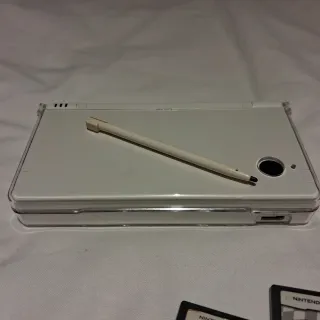 Nintendo DSi blanca