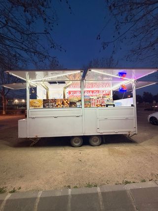 Food truck churrería-bar
