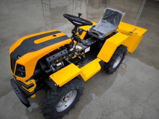 Mini tractor T20 4x4 articulado + rotavator kubota