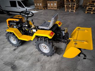 Mini tractor T20 4x4 articulado + rotavator kubota