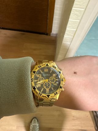 Reloj Saigela Dorado y Negro