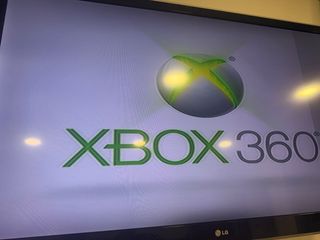 Lote Xbox 360 Negra con Mandos