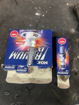 Bujías NGK Iridium IX