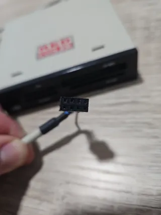 Lector Multitarjeta USB