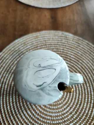 Taza Aniversario 60 con Corona Dorada