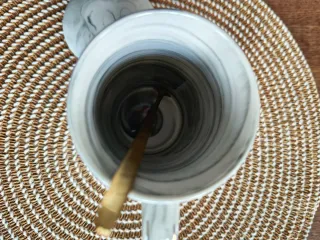 Taza Aniversario 60 con Corona Dorada