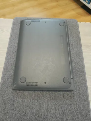 Portátil Tactil HP gris 32GB