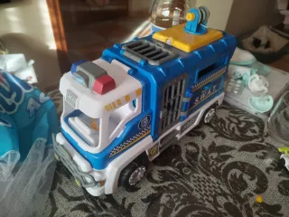 Lote Pinypon: Coche Policía y Figuras