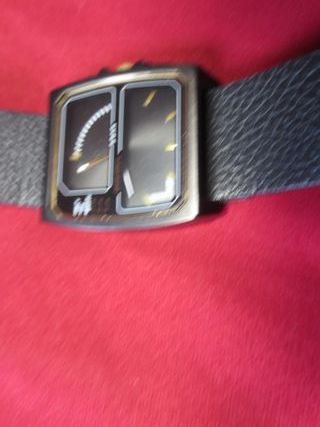 Reloj Diesel Negro y Dorado
