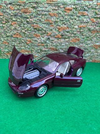 Aston Martin DB7 Vantage – Maisto – Escala 1:18
