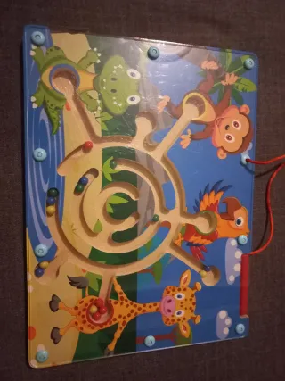 Tablero magnético de madera infantil