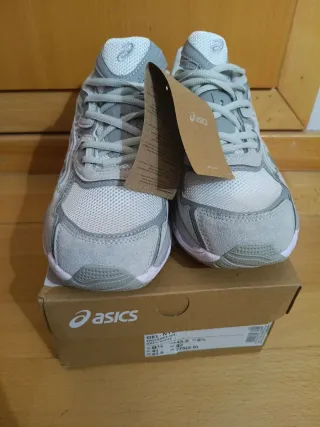 Asics Gel-NYC Gris/Blanco Talla 43.5