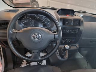 Toyota Proace Furgón L2H1 1.6D 90CV Comfort