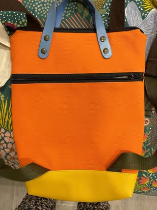 Mochila Daniel Chong Naranja y Amarilla
