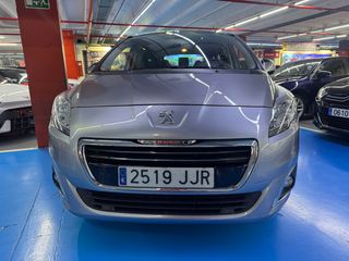 Peugeot 5008 2015