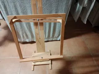 Soporte de madera para bolillos