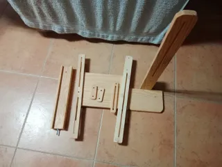 Soporte de madera para bolillos