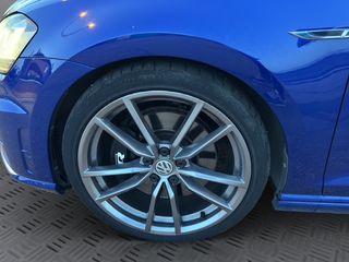 Volkswagen Golf variant R 2.0 TSI 300cv BMT 4Motio
