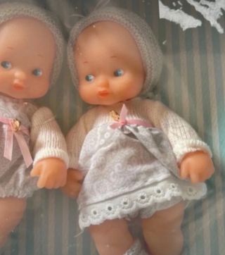 Dos barriguitas bebé niño y niña valían 29,95