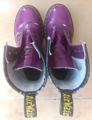 Botas Dr. Martens Moradas Charol