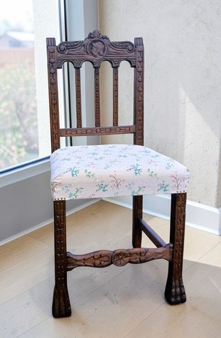 Silla Castellana Antigua Madera Tallada