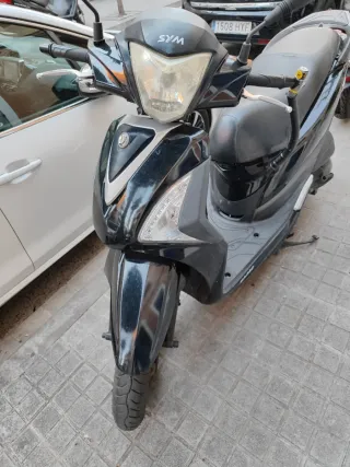 Sym Symphony ST 125 Negra