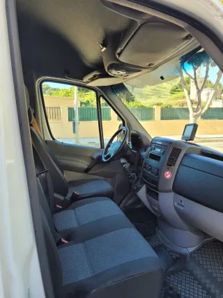 Mercedes-Benz Sprinter 2012