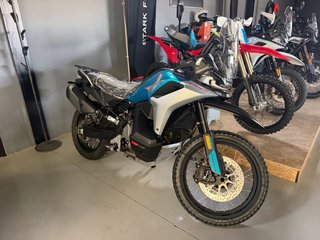 Stark Varg  CFMOTO CENTROCAR BIKE HUELVA