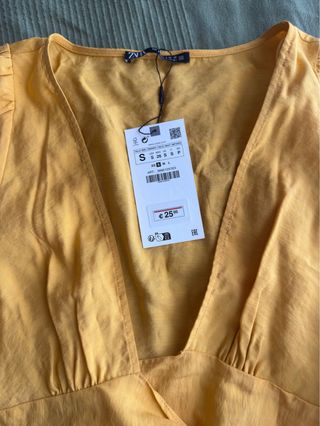 Top Zara amarillo cruzado