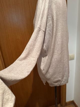 Jersey italiano, La vie est belle beige y dorado