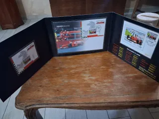 Folder Francobolli Ferrari F1-2000 Poste Italiane