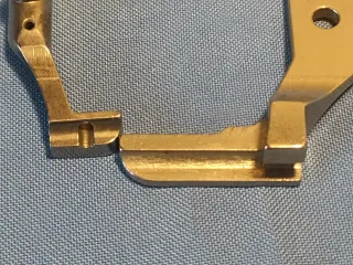 Prensatelas para vivo triple arrastre pfaff