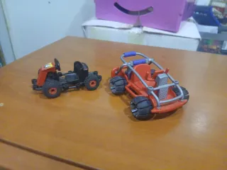 2 Buggies Playmobil los 2 = 5€