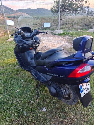 Suzuki Burgman 400