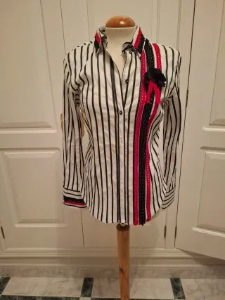 Camisa elástica rayas blanco y negro