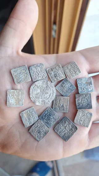 Monedas antiguas árabes