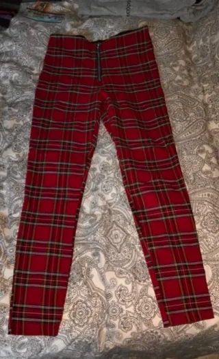 Leggings a cuadros rojos