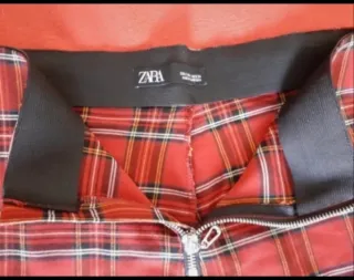 Leggings a cuadros rojos