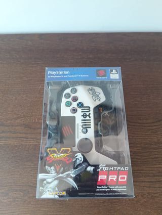 Fightpad PRO Mad Catz Ryu SFV