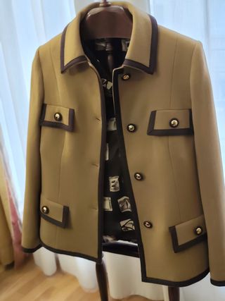 Camisa estampada marrón y beige